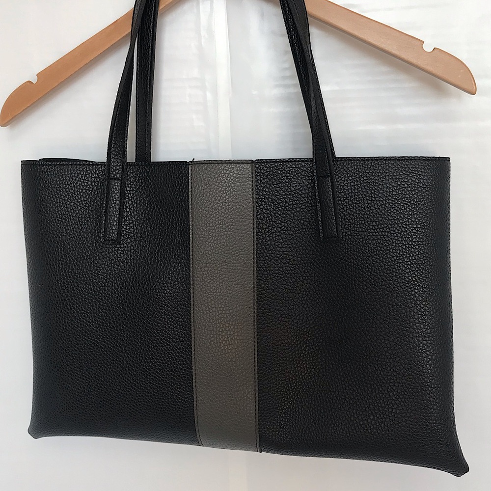 Black Vince Camuto Luck tote bag